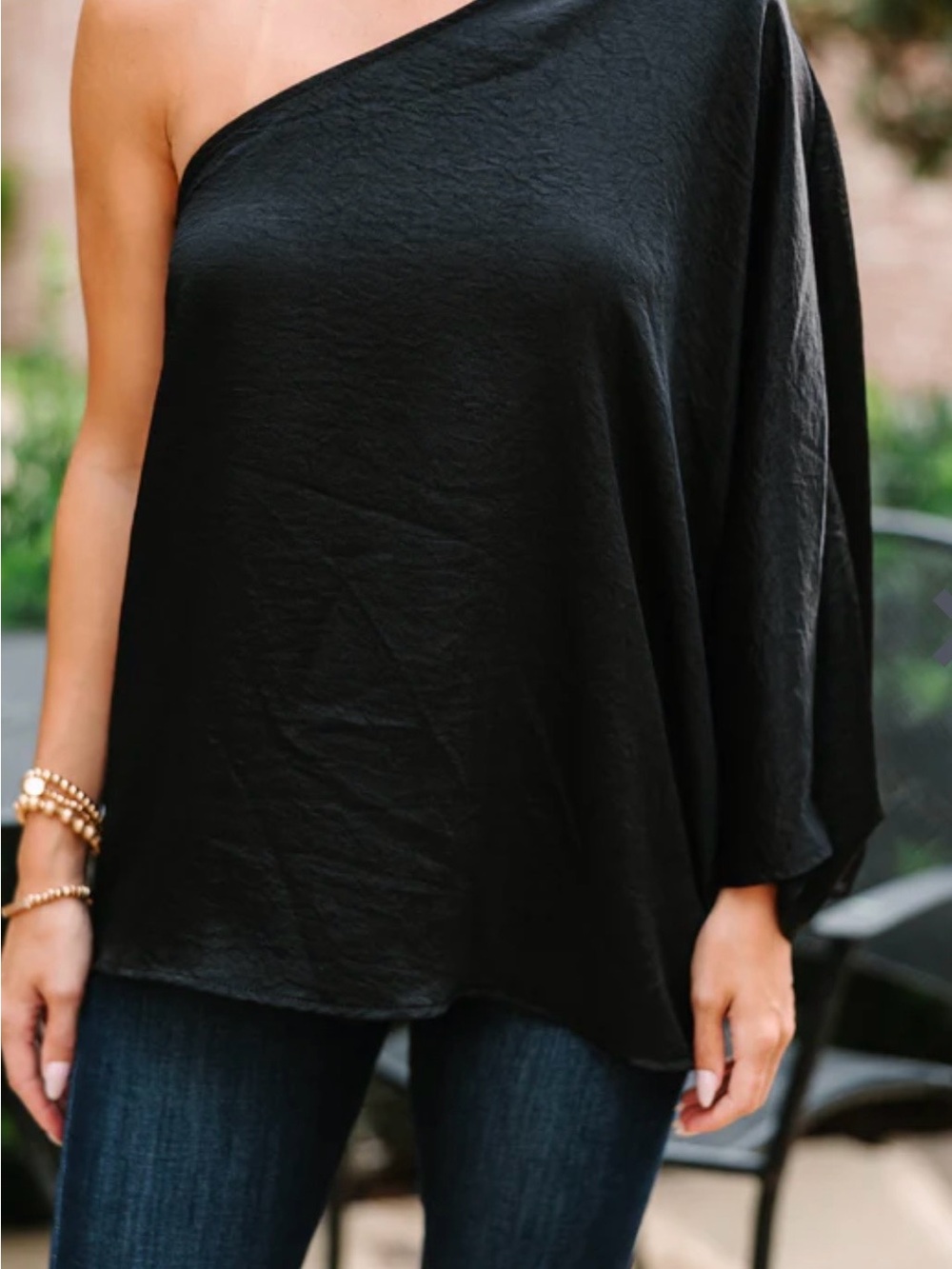 Asymmetric One-Shoulder Black Blouse